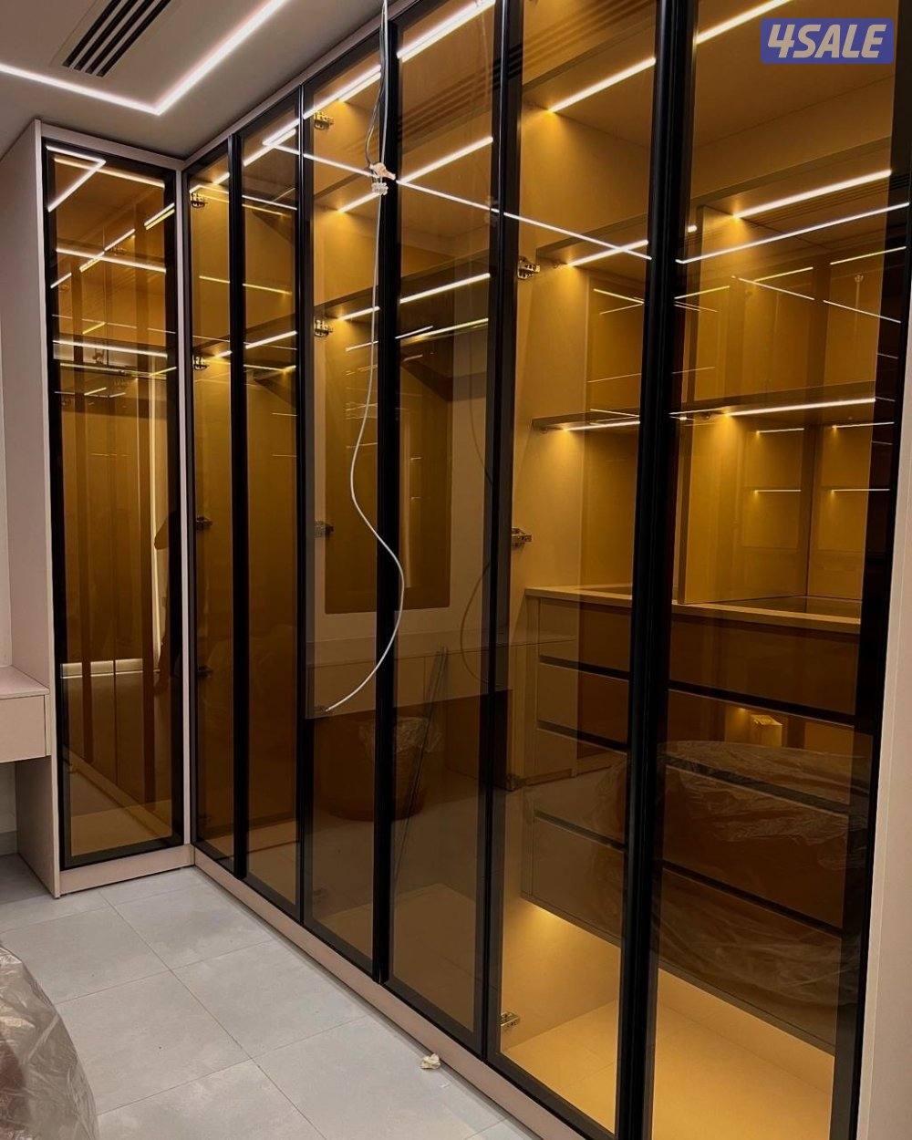 للايجار معرض جاهز مع مصنع13