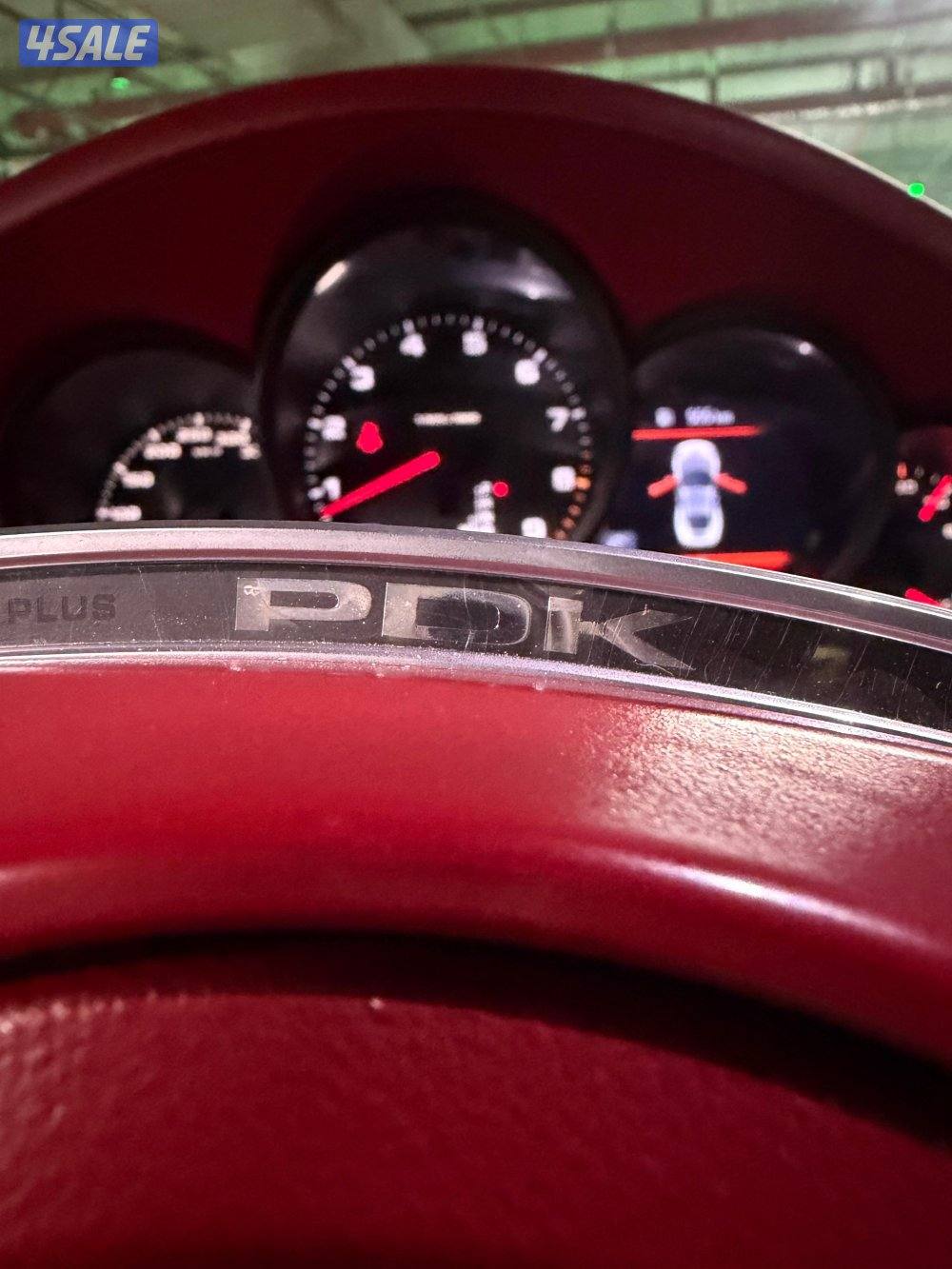 بورش كريرا ٤ وكاله الكويت8