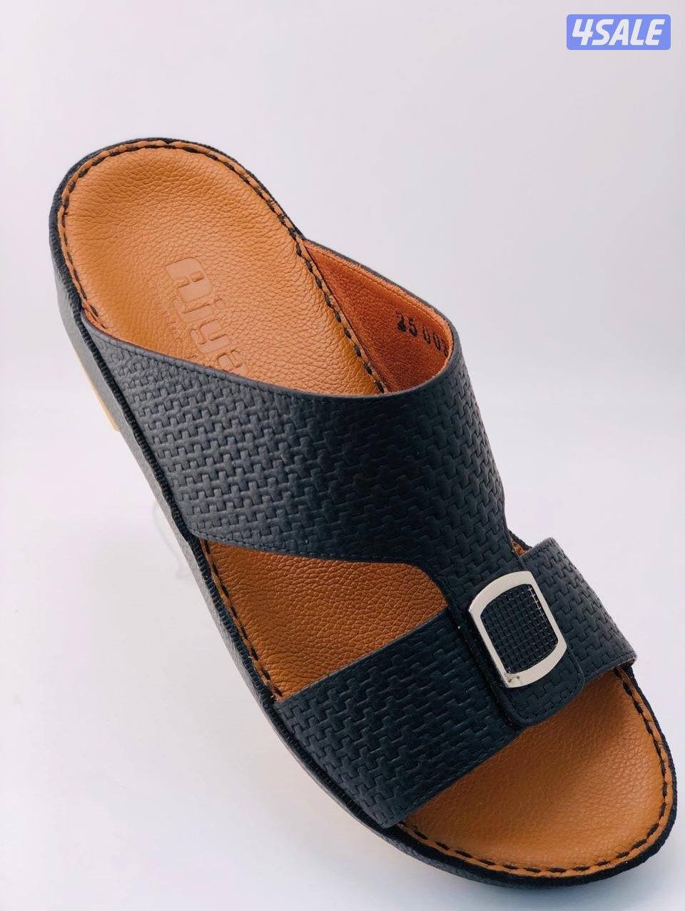 مصنوعة من أفضل الجلود الطبيعية المعالجة بأحدث الطرق لراحة القدم أرضية11