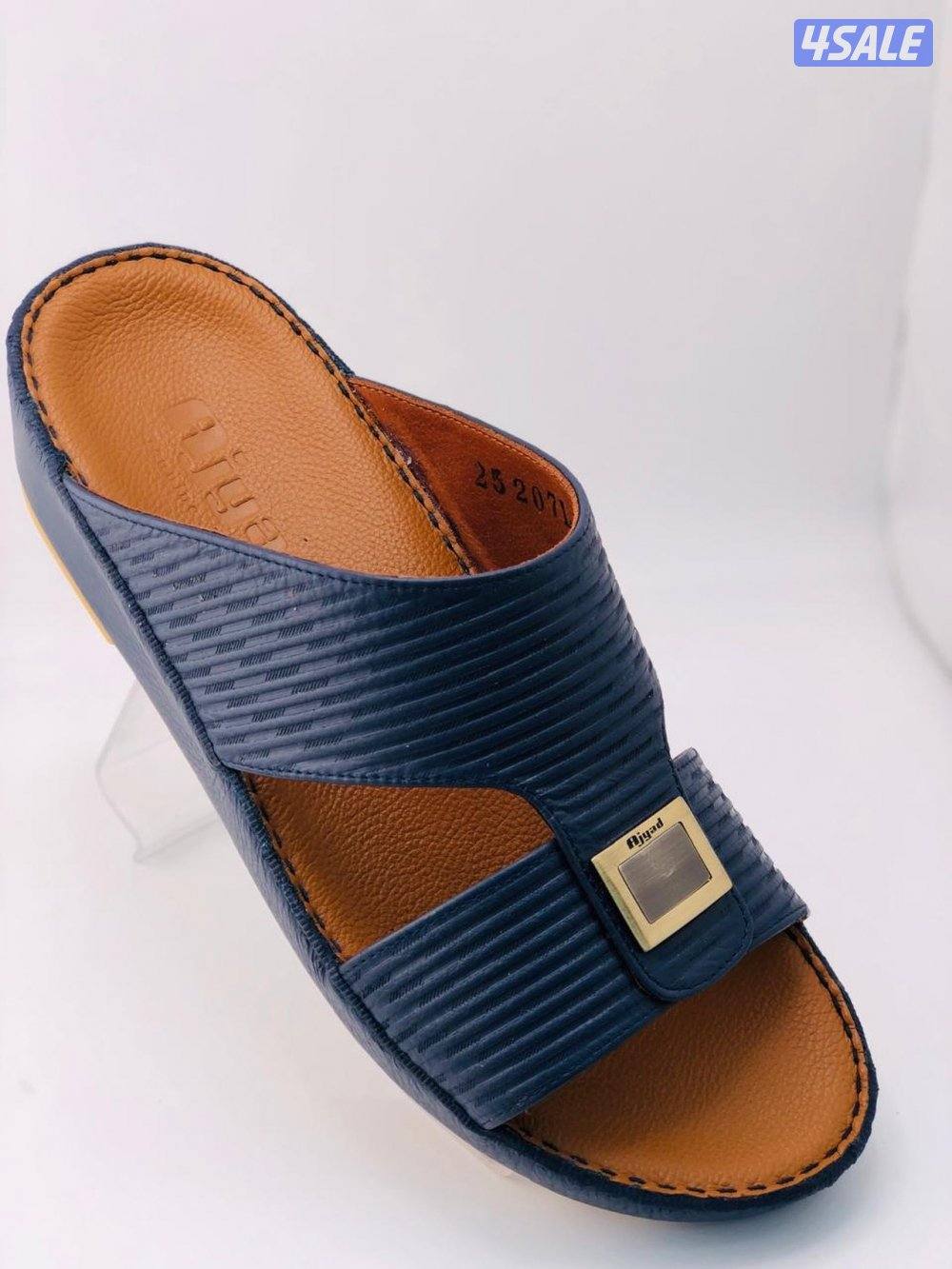 مصنوعة من أفضل الجلود الطبيعية المعالجة بأحدث الطرق لراحة القدم أرضية13