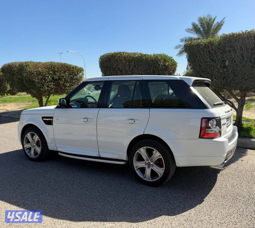 رنج روفر 2013 بحاله فوق الممتازة سيرفيس منتظم حتي الآن2