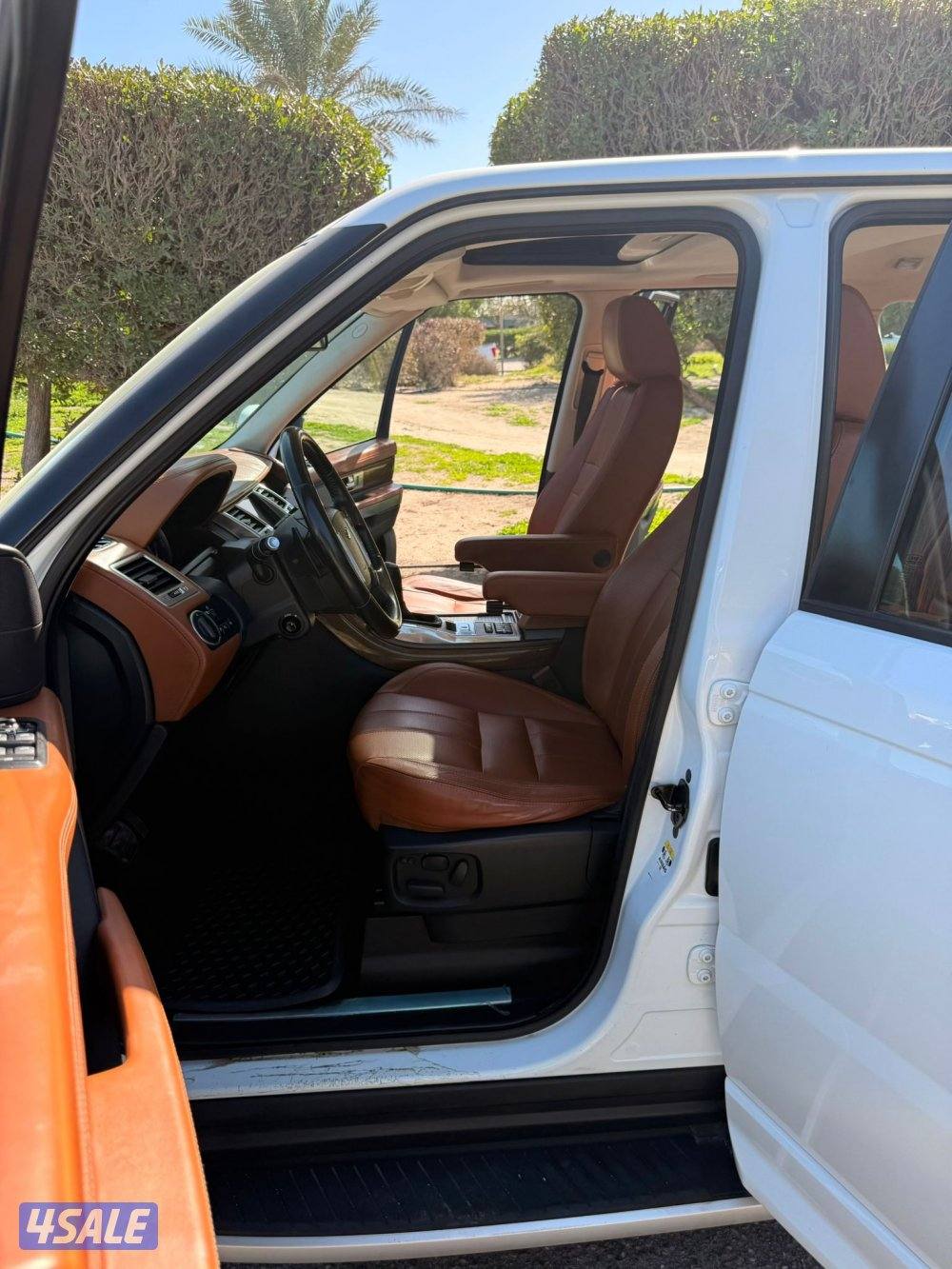 رنج روفر 2013 بحاله فوق الممتازة سيرفيس منتظم حتي الآن12