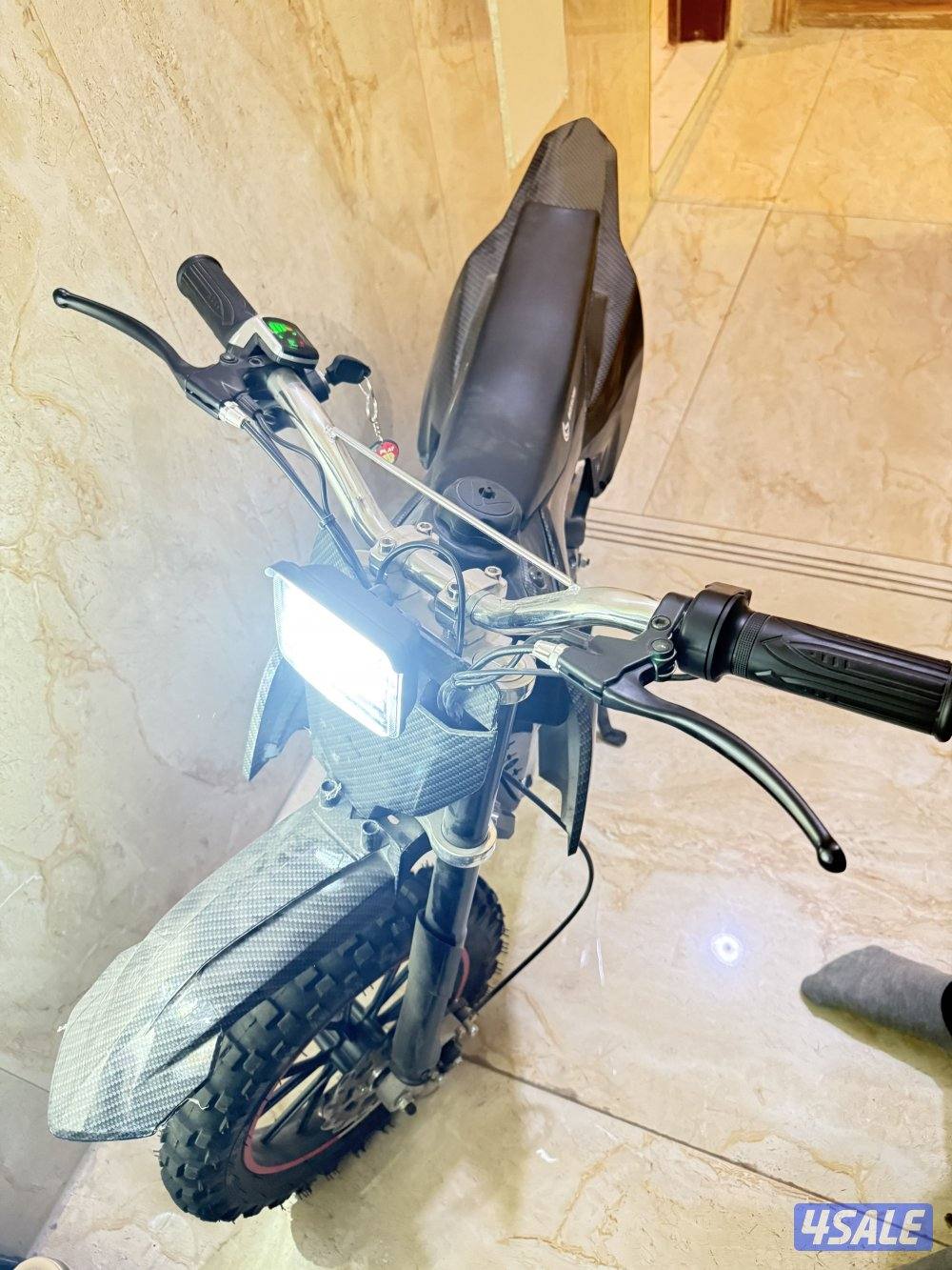 للبيع سيكل شحن بحالة ممتازه1