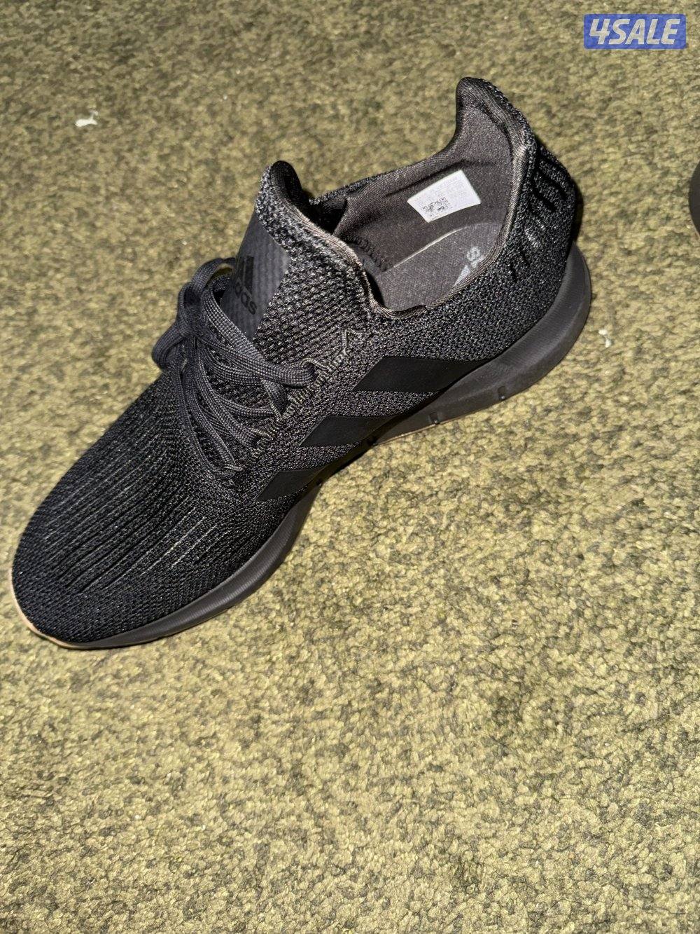 جوتي اديداس جديد من غير كرتون ( غير ملبوس ) مقاس size 46 ٤٦3