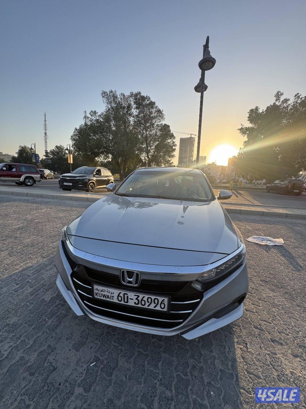 اكورد 2021 الفل ماعدا الفتحه تشغيل عن بعد سناسر السياره محشومه4