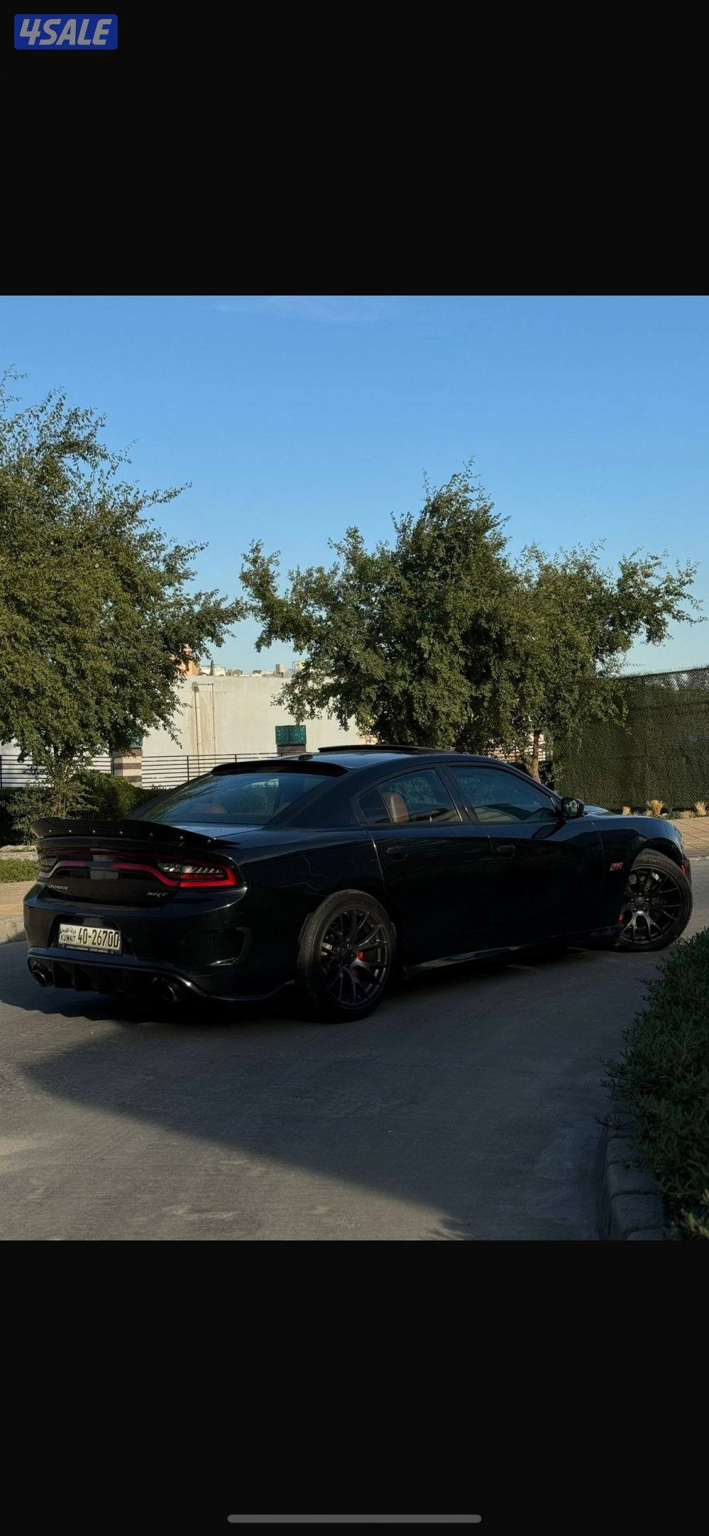 للبيع دودج تشارجر SRT اصلي مواصفات هلكات ماشي 210 موديل 20150