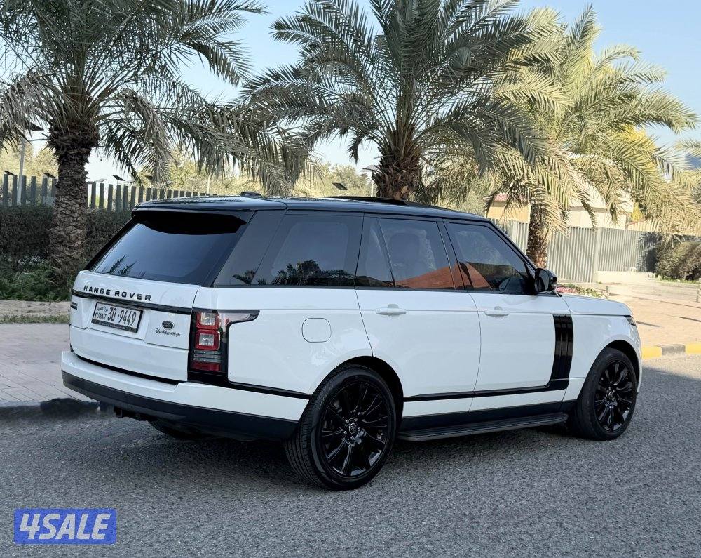 RangeroverVogue supercharged model 2013 V8 204Km Excellent conditions1