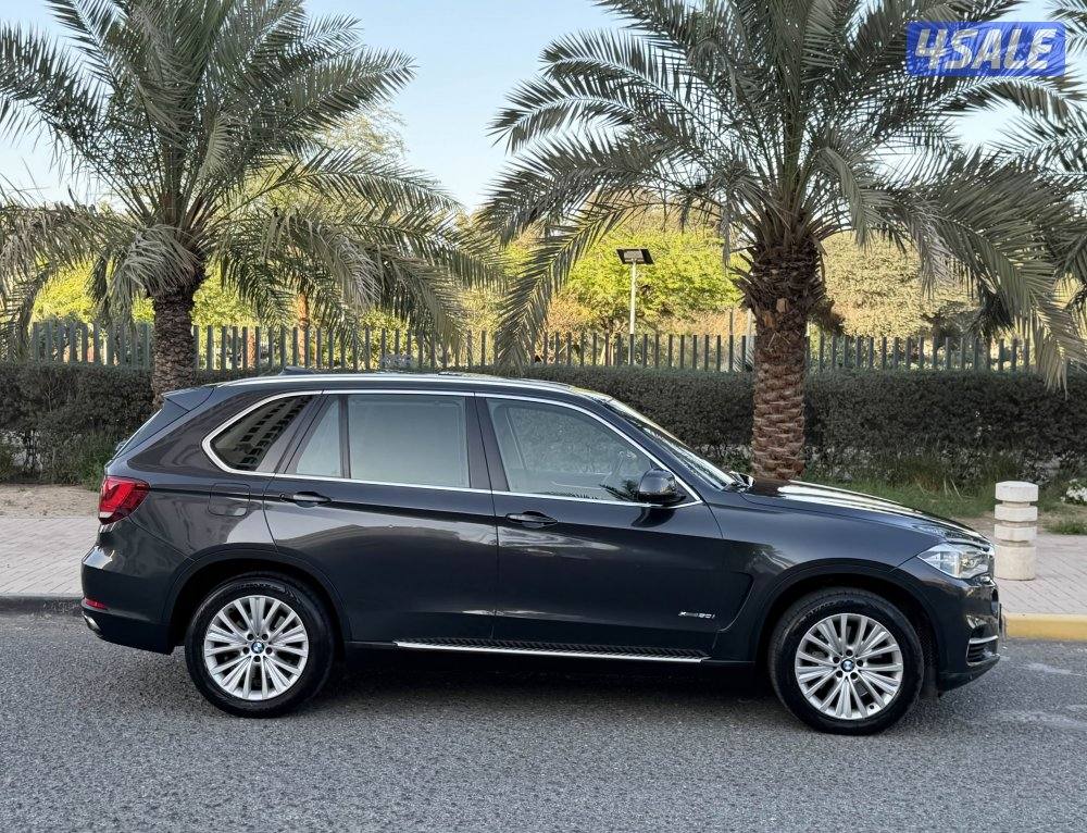 BMW X5 5.0T 101.000km model 2014 full option regular agency service3