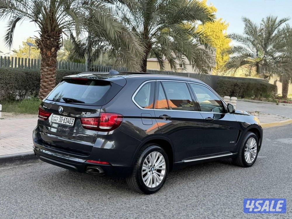 BMW X5 5.0T 101.000km model 2014 full option regular agency service6