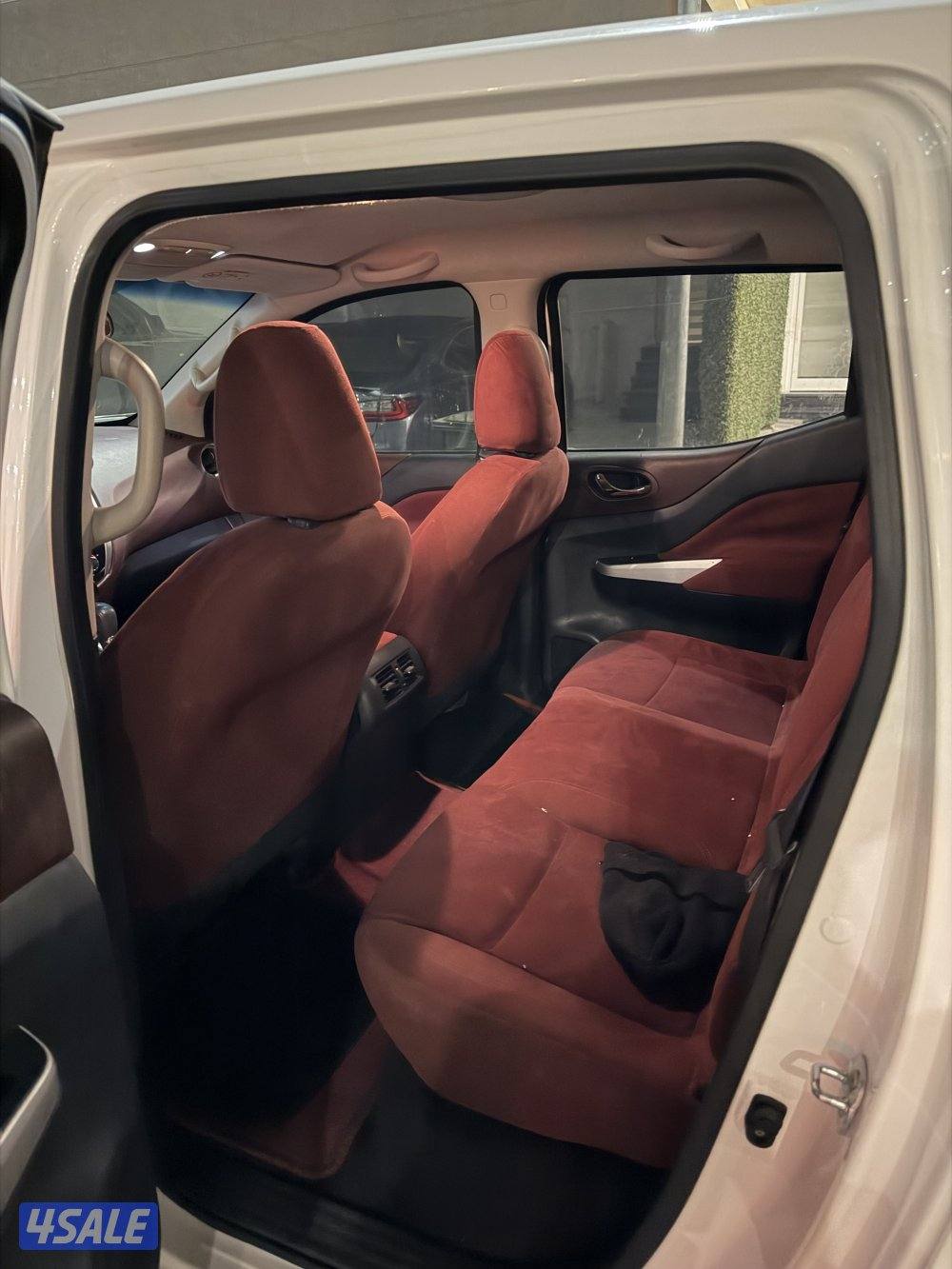 للبيع نافارا مديل 2017 دبل قير درجه أولى1