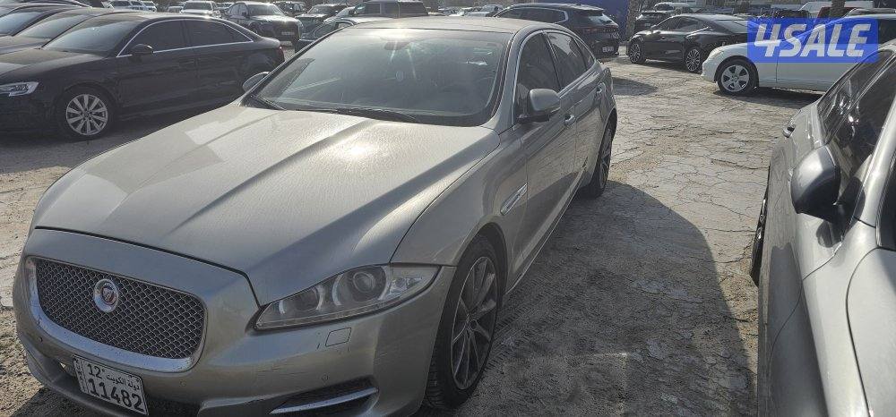 جاكوار XJL8