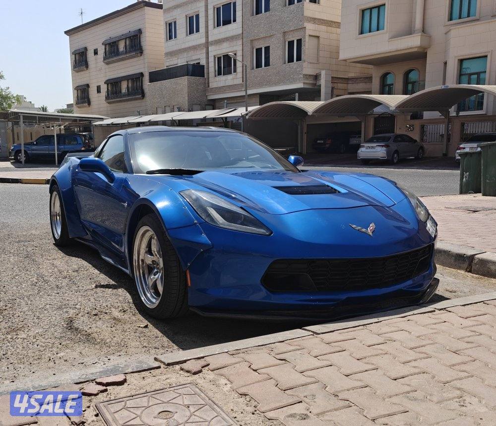 للبيع وايد بدي كت للكورفت c71