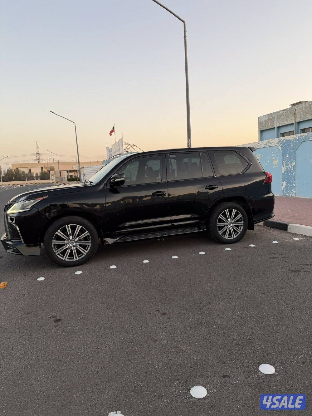 لكزس 2016 صبغ وكاله3