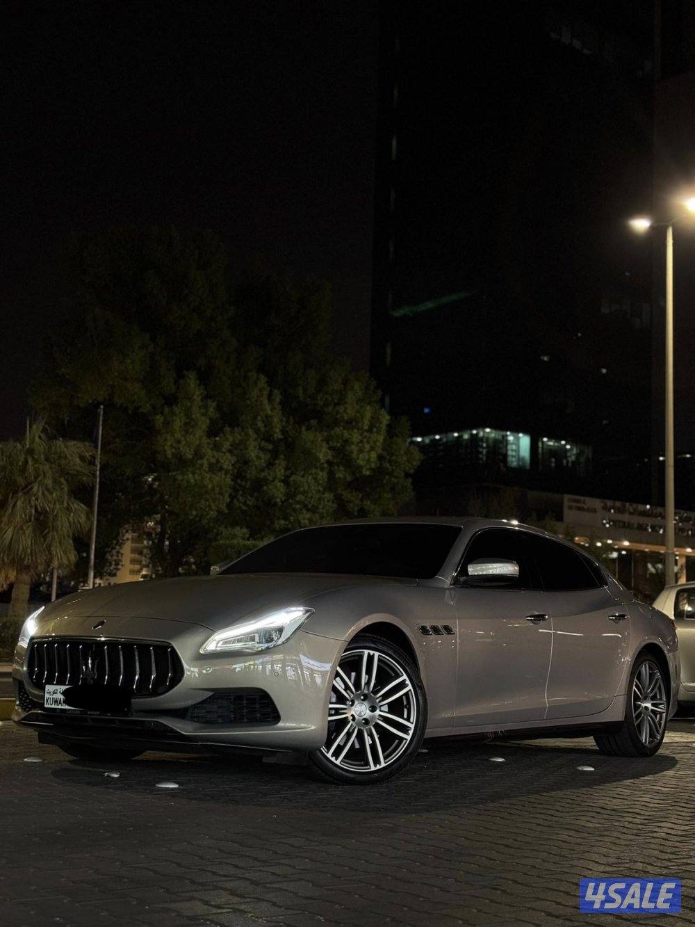 Maserati Quattroporte0