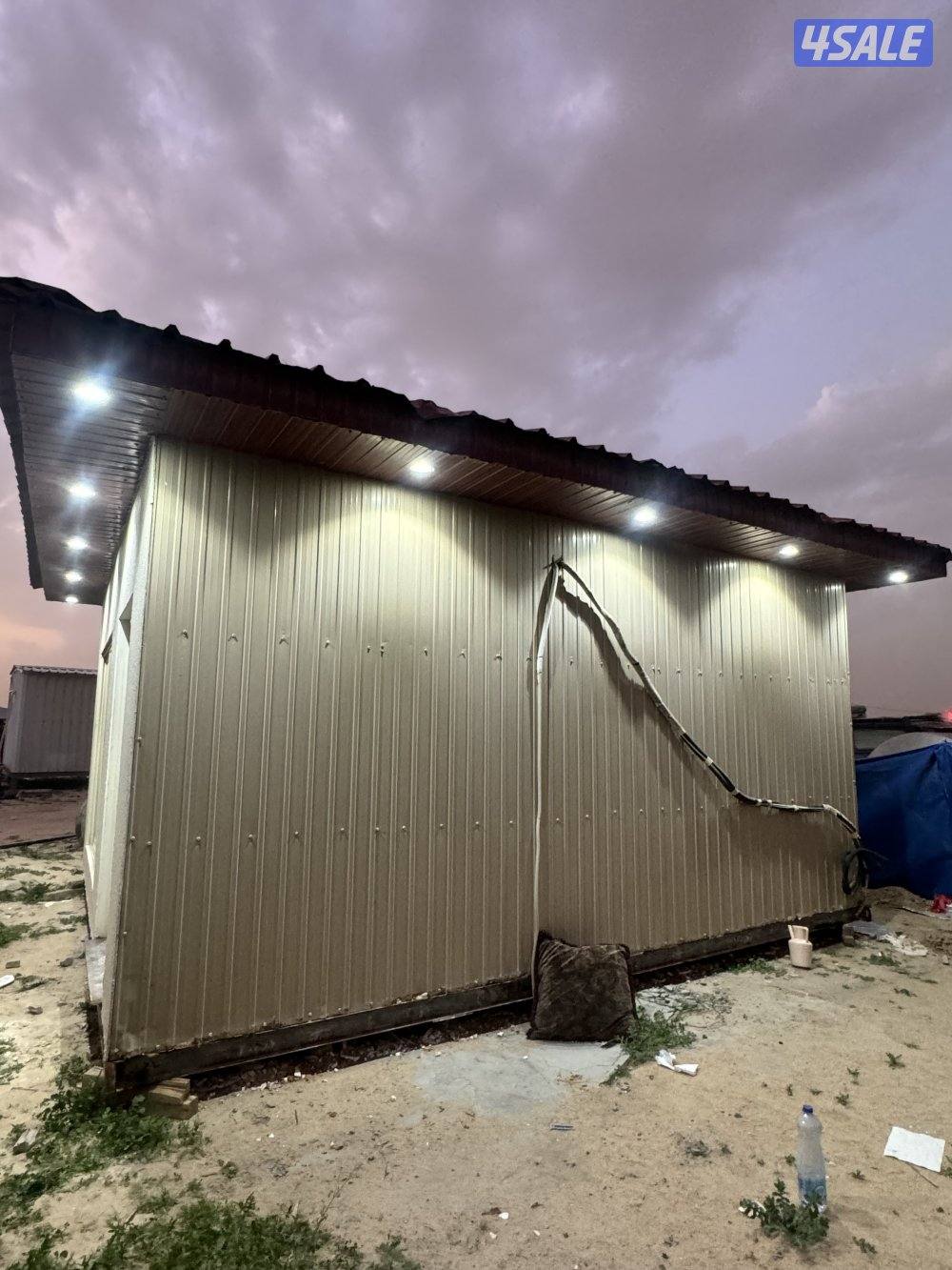 لبيع ديوانيه ثابته معه تكيف5