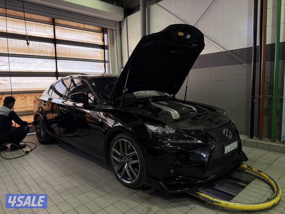 Lexus is350 F sport مميز جداً2