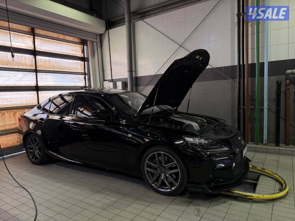 Lexus is350 F sport مميز جداً3