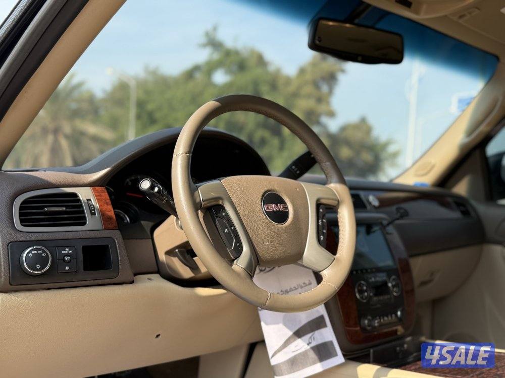 جى ام سي يوكن slt8