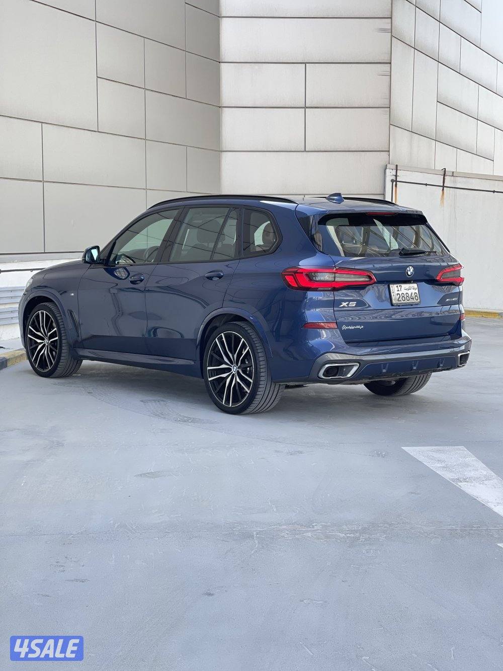 للبيع BMW X5 KIT M موديل 2019 الغانم سيزڤيس وكالة صبغ الوكالة3