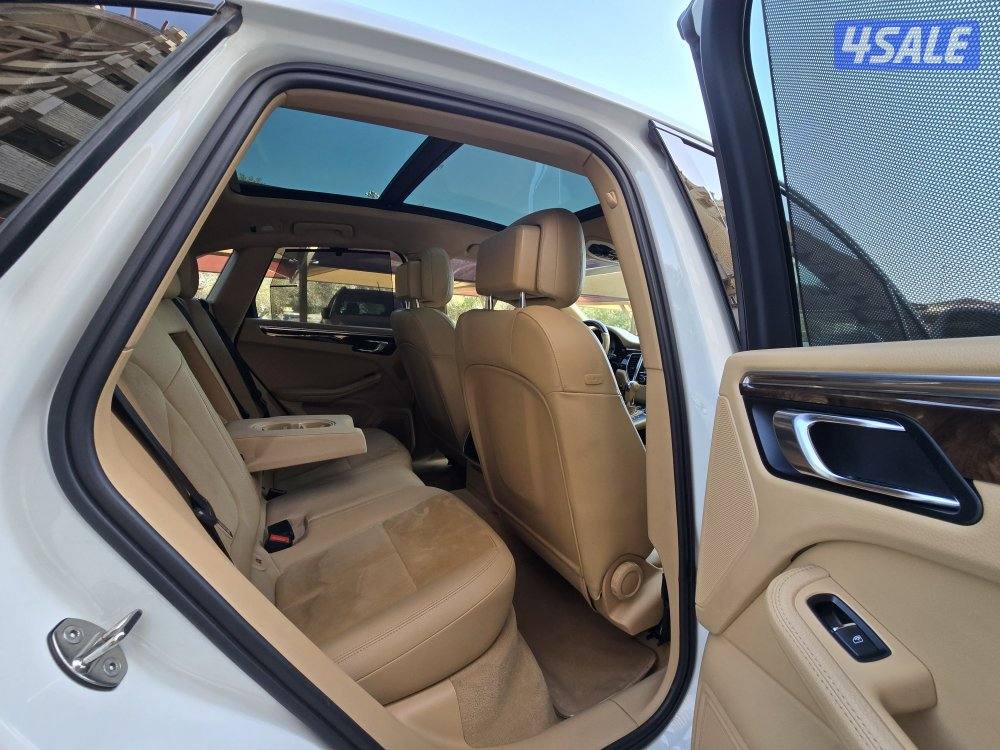 بورش ماكان S موديل 2015 ماشي 95 الف صبغ الوكاله12