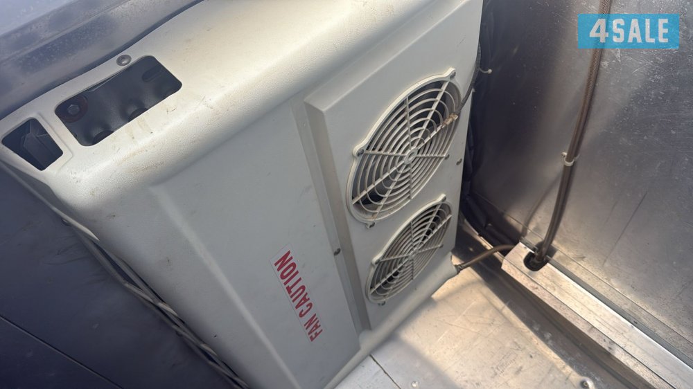 ثلاجه الملا للبيع بسعر ٧٠٠1