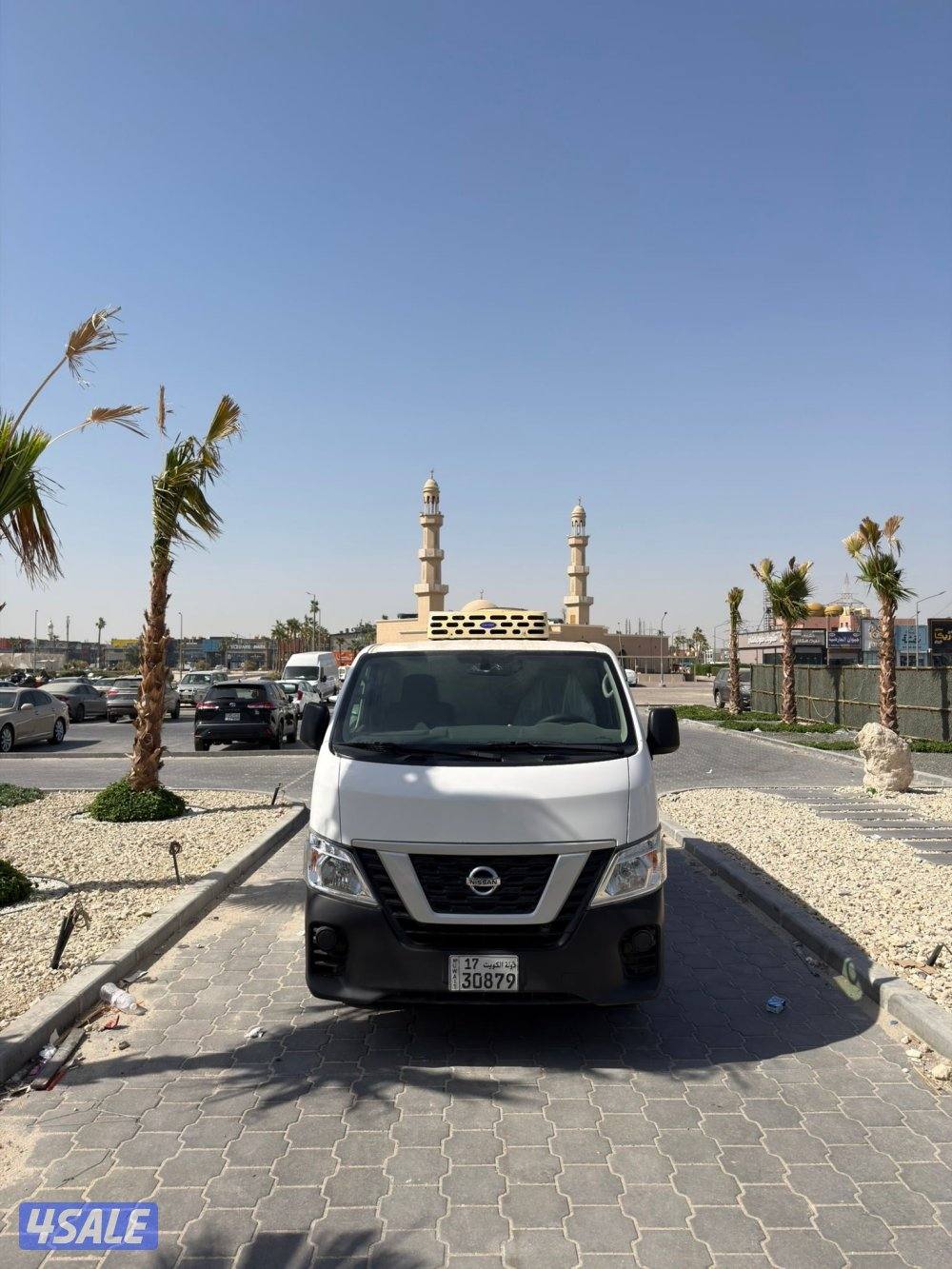 للبيع نيسان ثلاجه موديل 20200