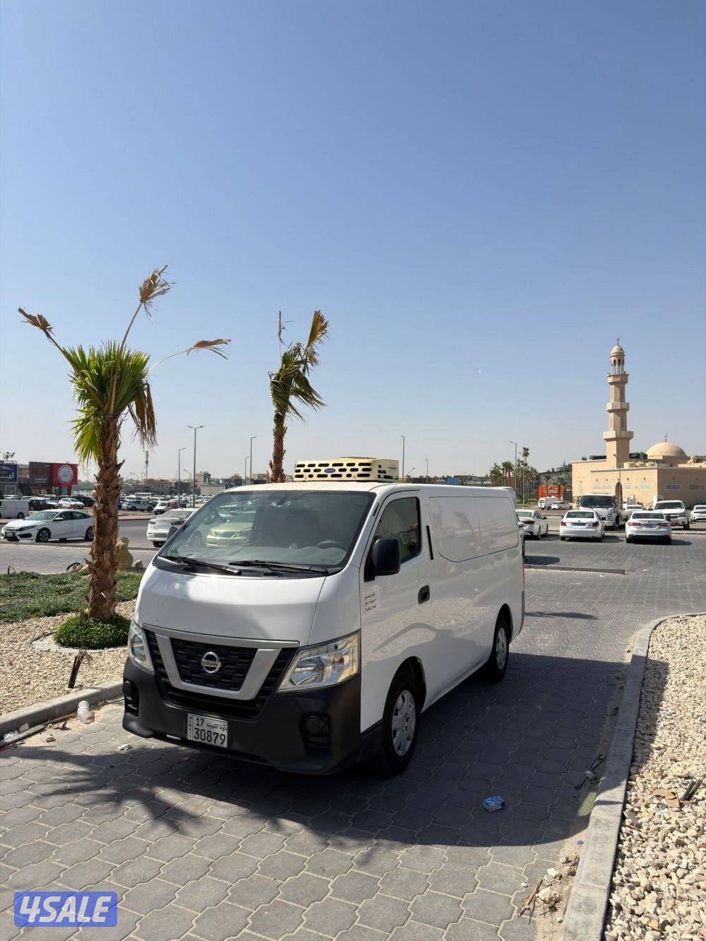 للبيع نيسان ثلاجه موديل 20204