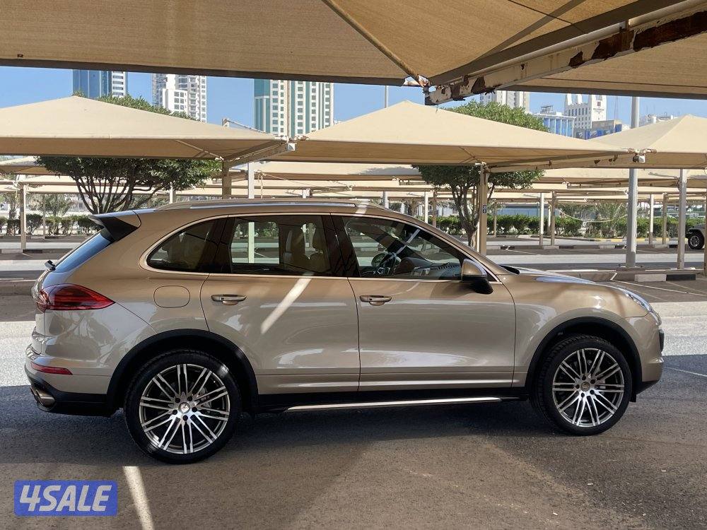 للبيع كائن 2015. عداد80 إس8