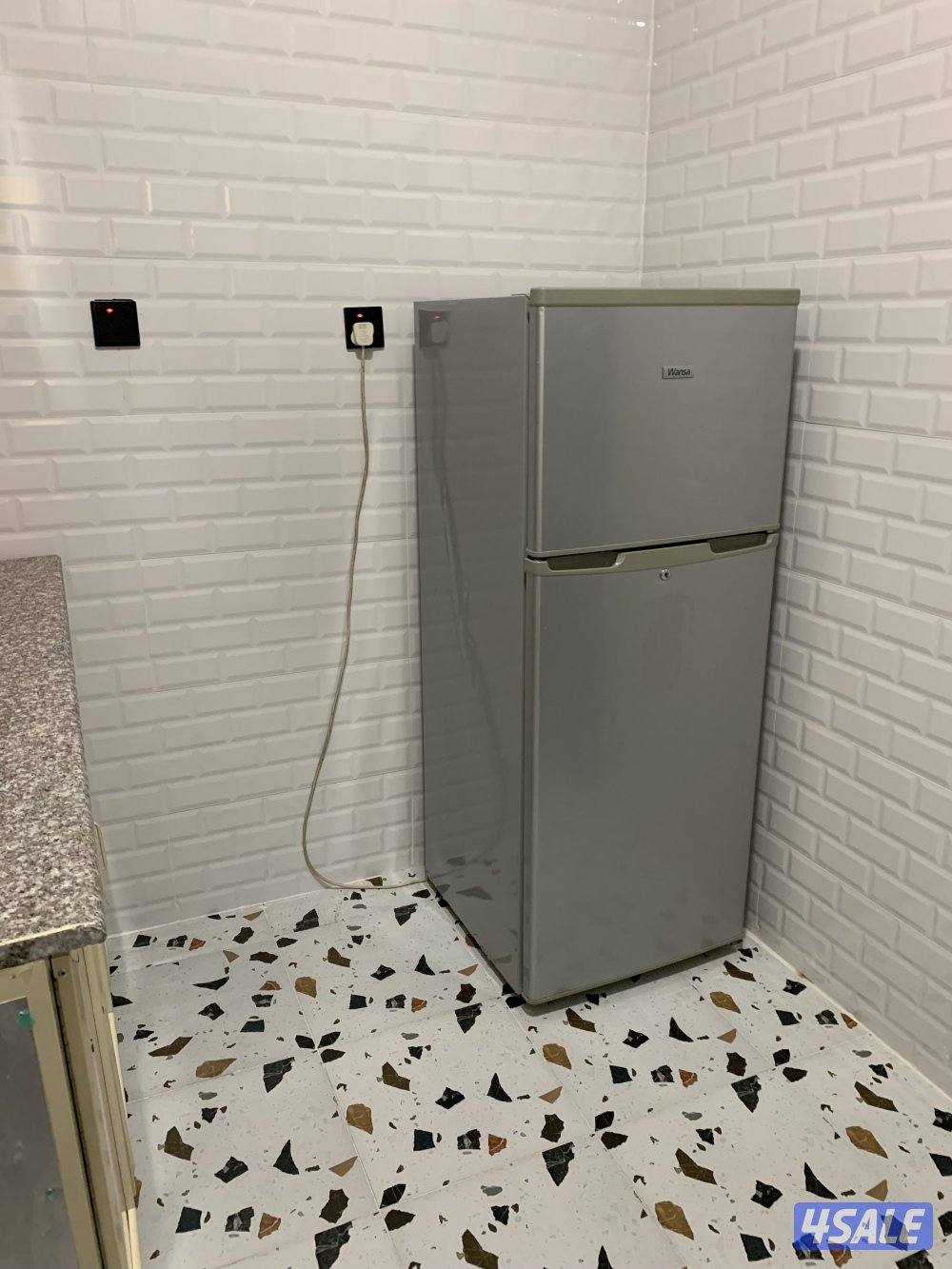 شقق للايجار خلو وفاضي غرفة وصالة ومطبخ وحمام تشطيب سوبر لوكس يوجد 🚙🚗2