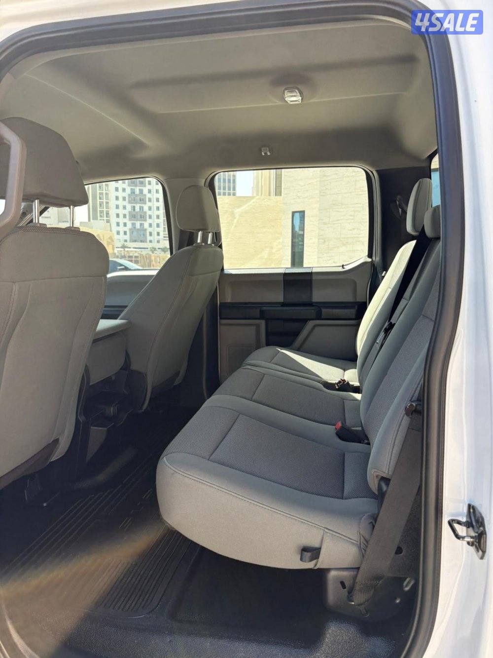 وانيت فورد F2506