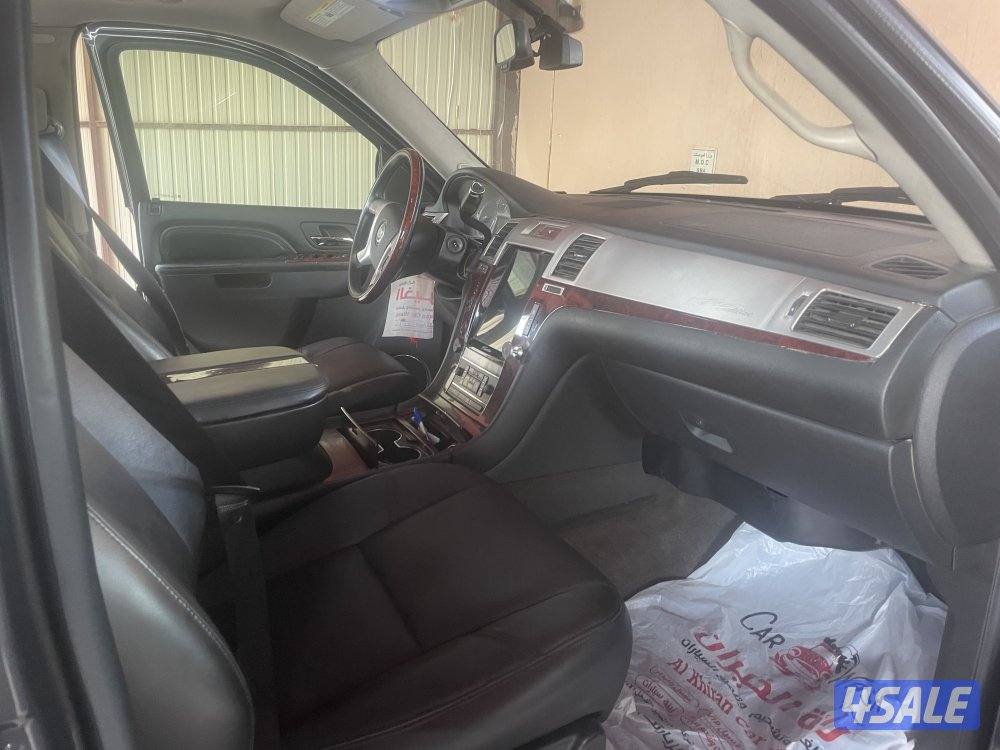 للبيع اسكاليد موديل 2010. كامل الموصفات8