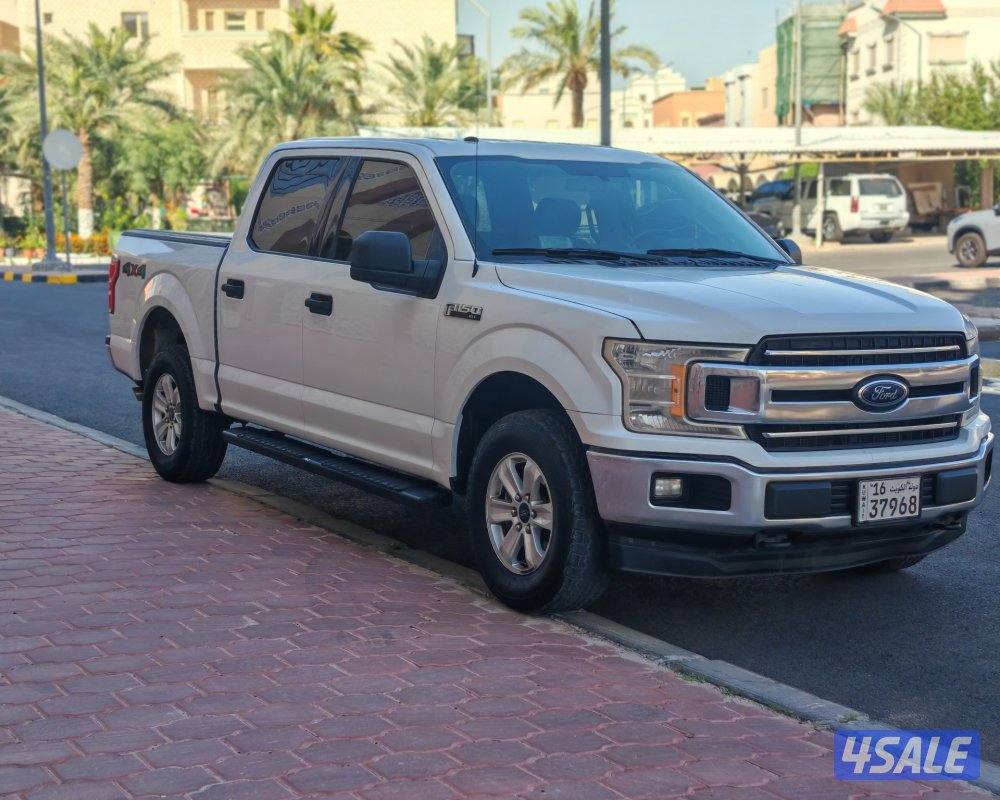 وانيت فورد F1502