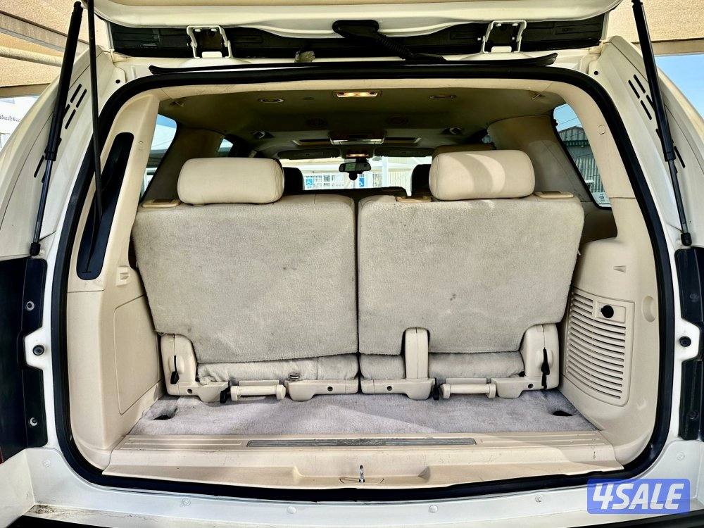 كاديلاك اسكاليد - الموديل:2008 - العداد:35312