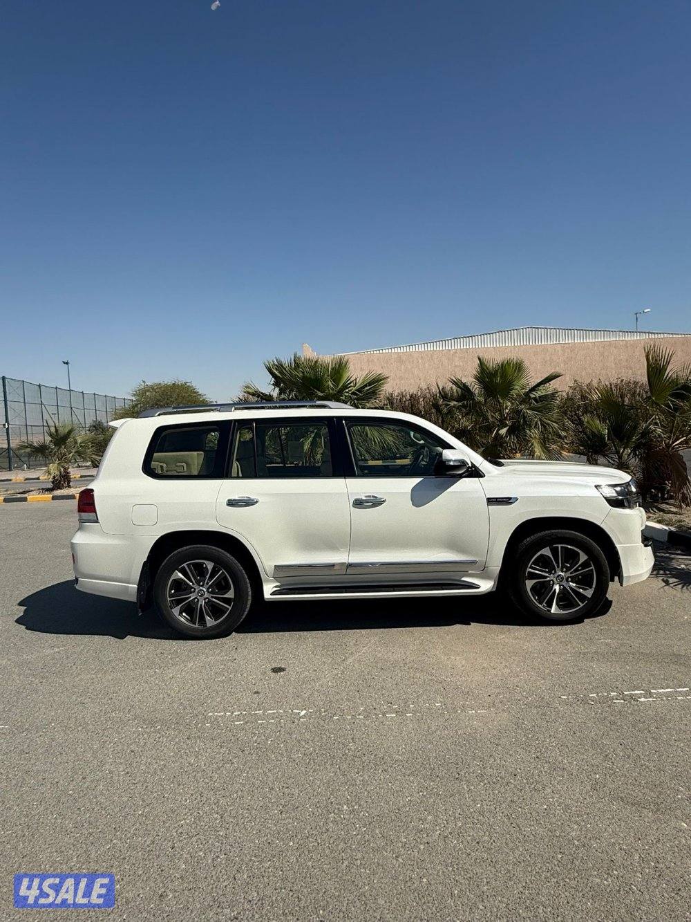 لاند كروز توررينق 2021 الساير بحاله الوكاله عداد 168 الف2