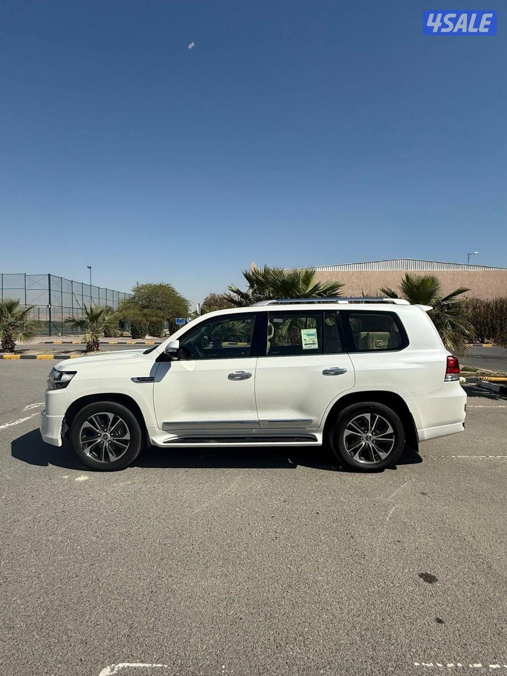 لاند كروز توررينق 2021 الساير بحاله الوكاله عداد 168 الف4