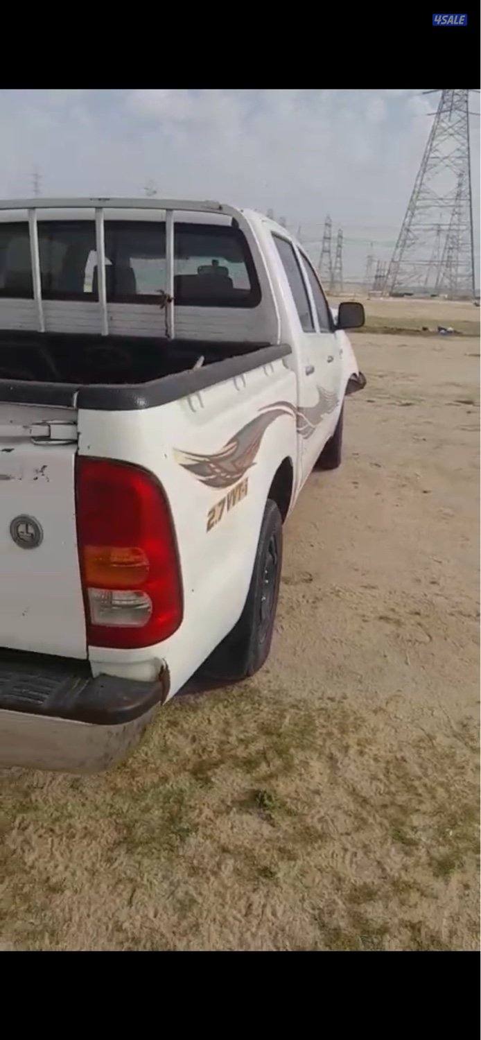 للبيع هايلوكس موديل 2011 محركات شغل1