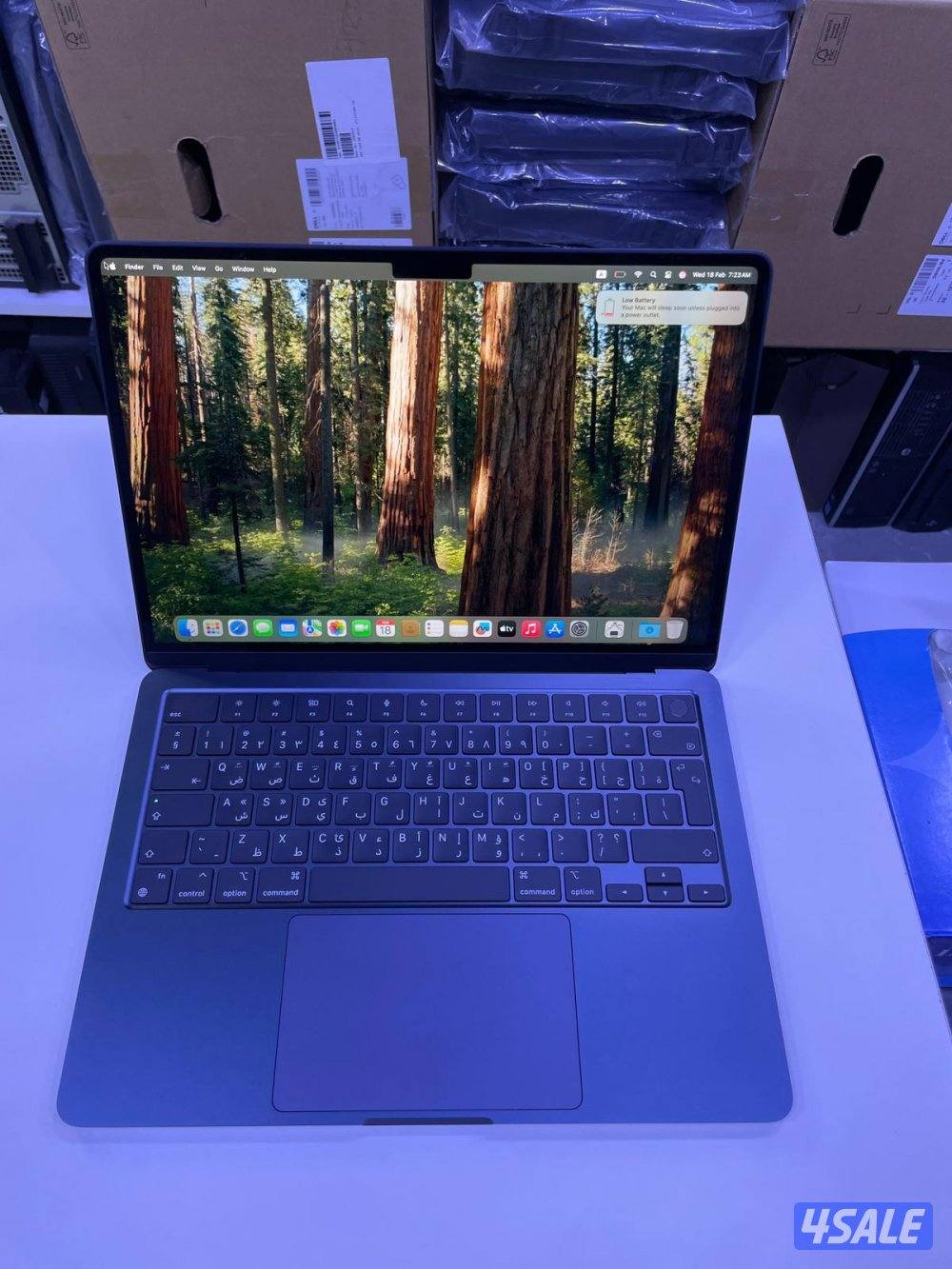 ماك بوك اير M3 – شاشة 13 بوصة  رام 16  SSD 512  لون سماء الليل2