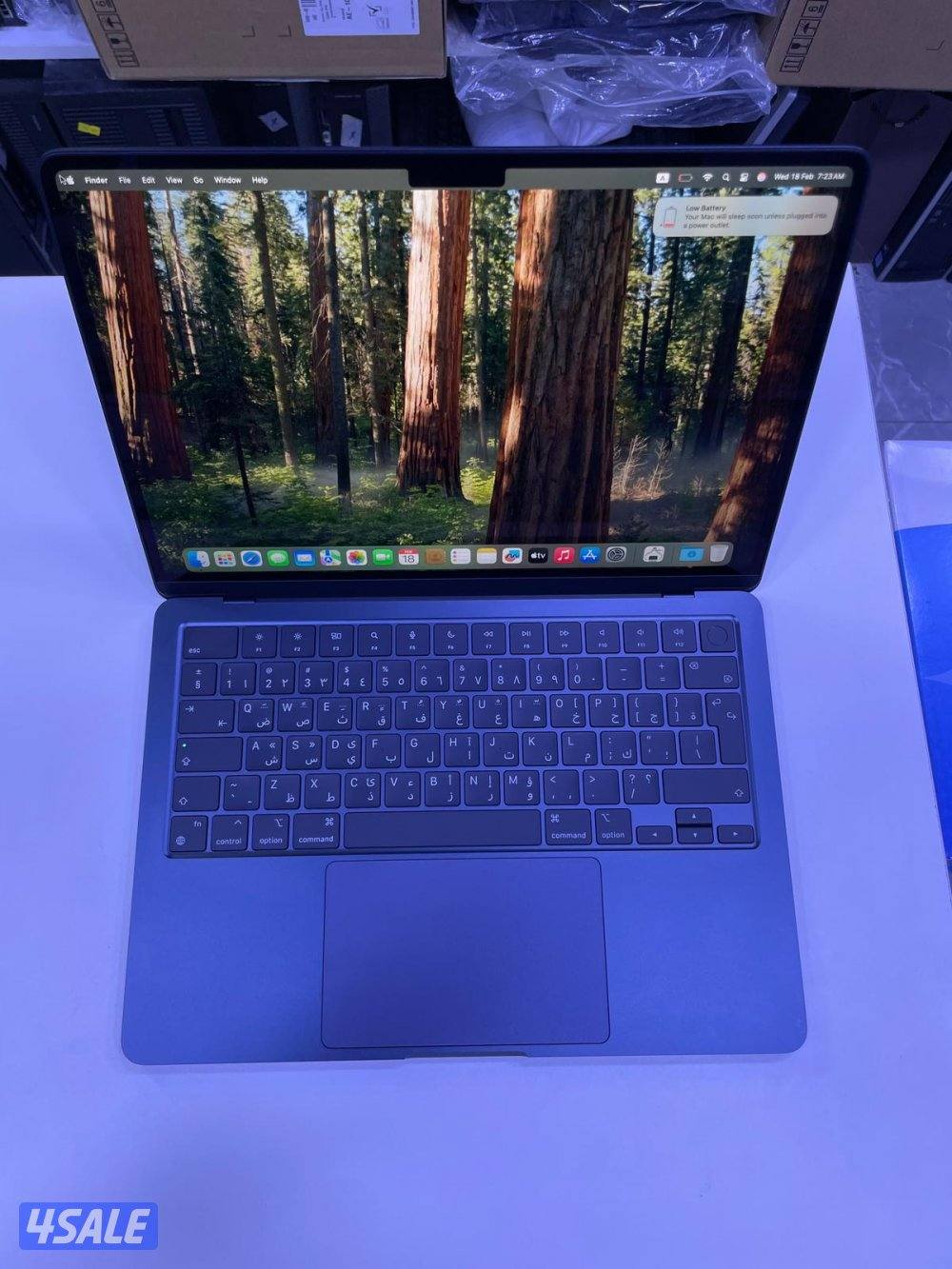 ماك بوك اير M3 – شاشة 13 بوصة  رام 16  SSD 512  لون سماء الليل8