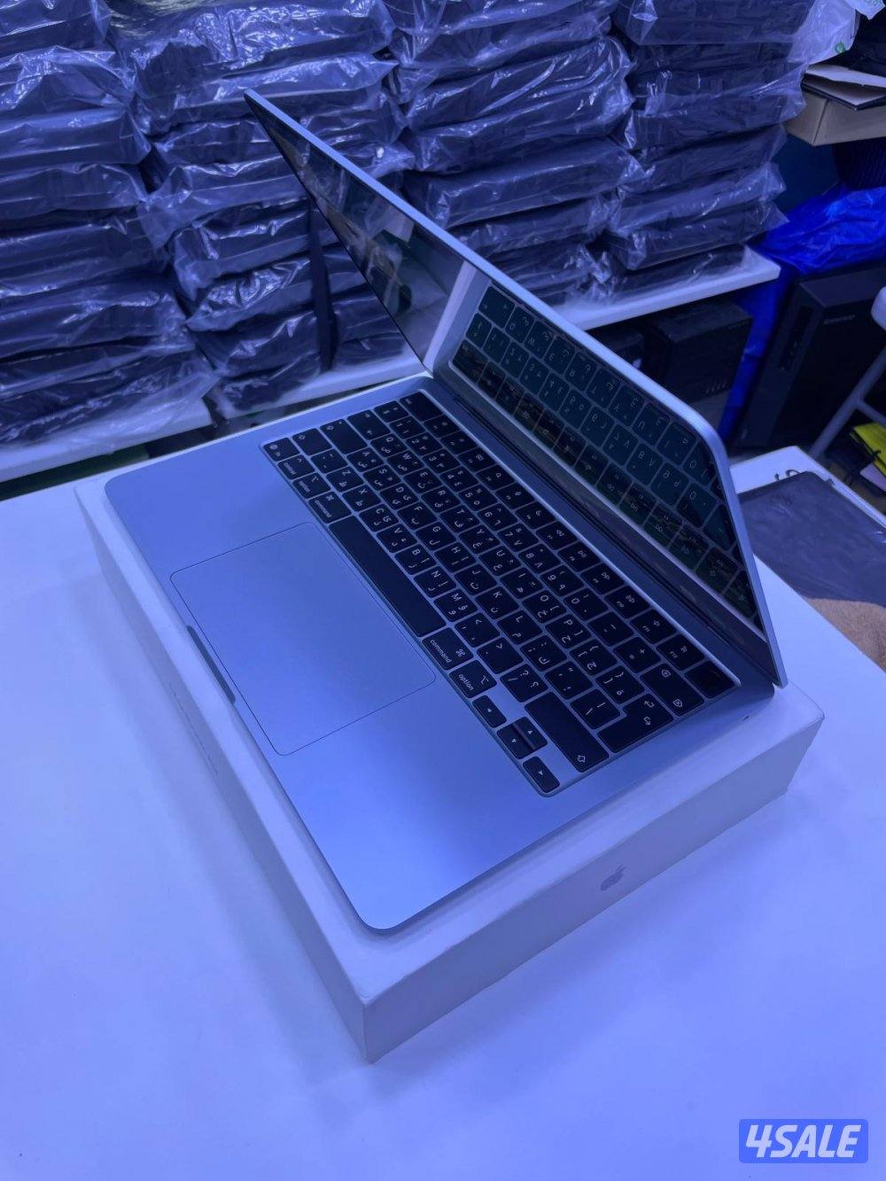 MacBook Air 15” M4 – لون أزرق سماوي1