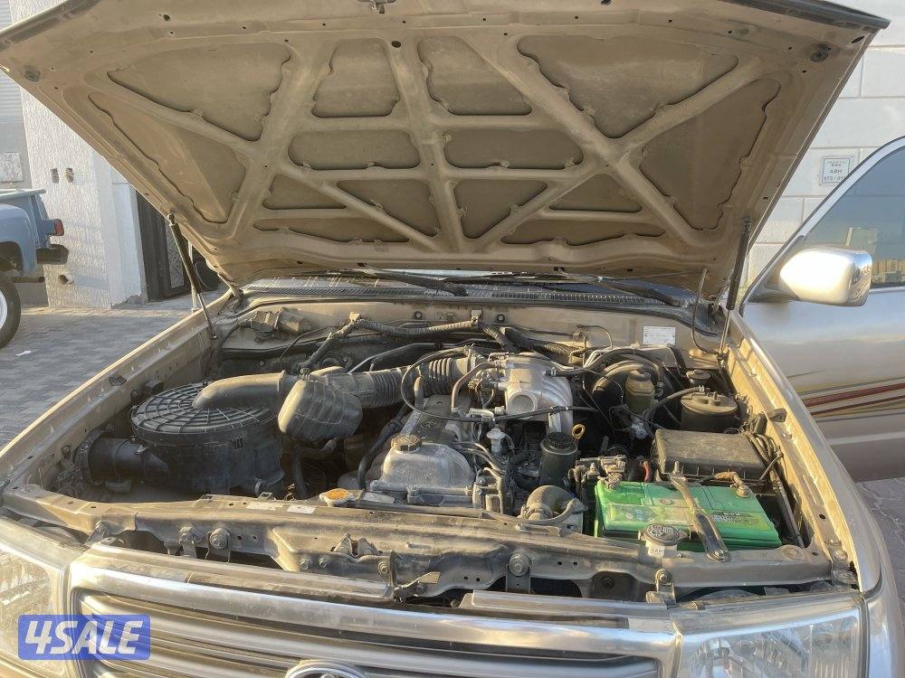 للبيع لاند كروز ٢٠٠٥ قير عادي اساس7