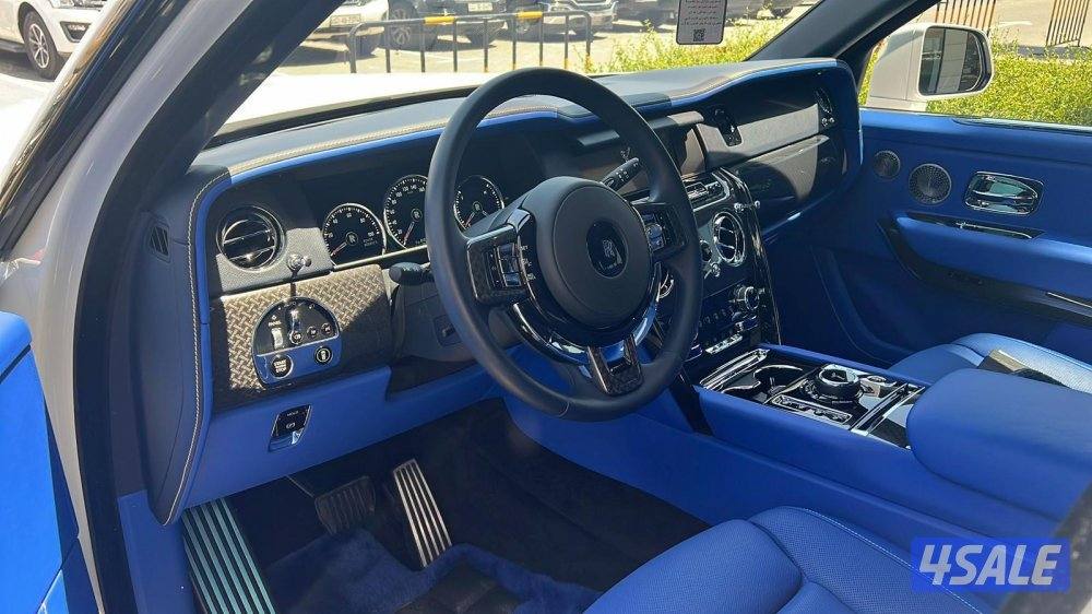 Cullinan Rolls-Royce black badge 20221