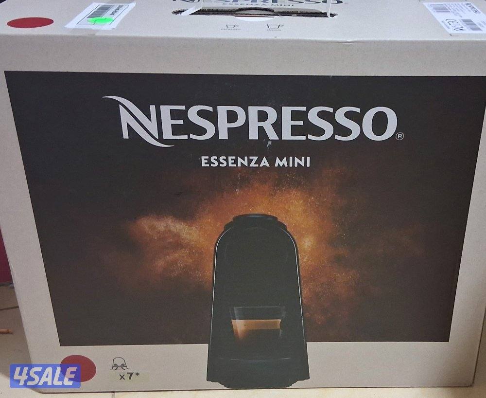 Nespressso Essenza mini0