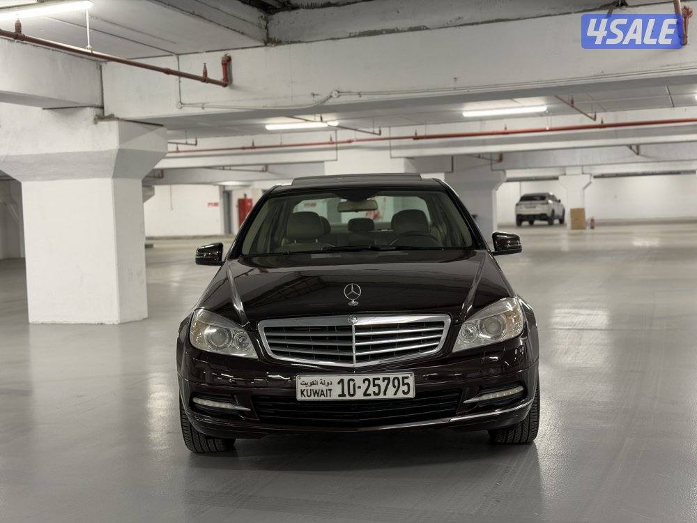 مرسيدس C200 موديل 2011 عداد 115 الف وارد الوكاله بحاله نادره جدا1