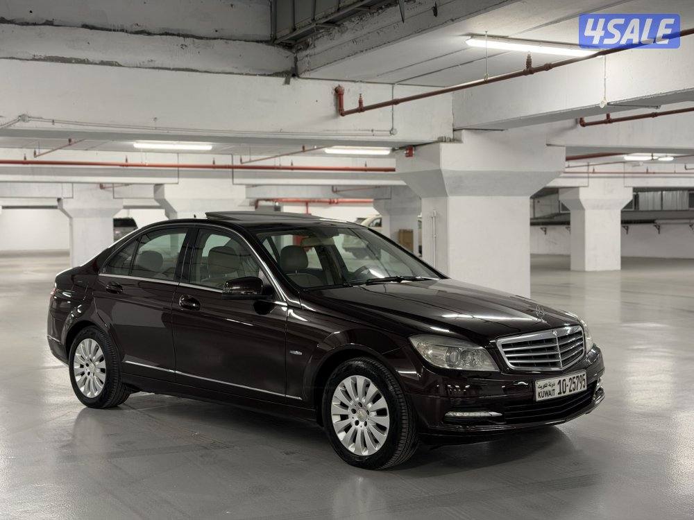 مرسيدس C200 موديل 2011 عداد 115 الف وارد الوكاله بحاله نادره جدا2