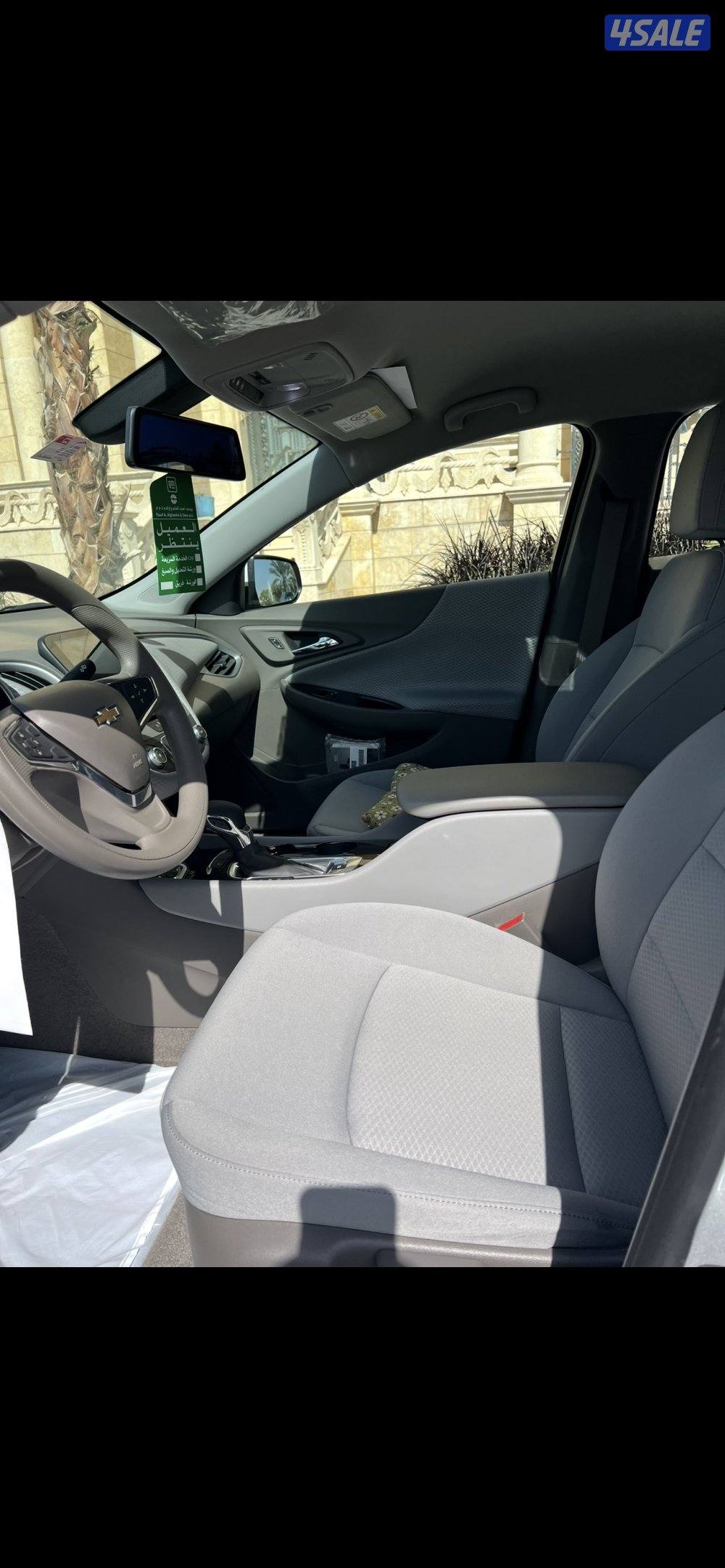 السياره بحاله ناده كالجديده عداد 31 الف3