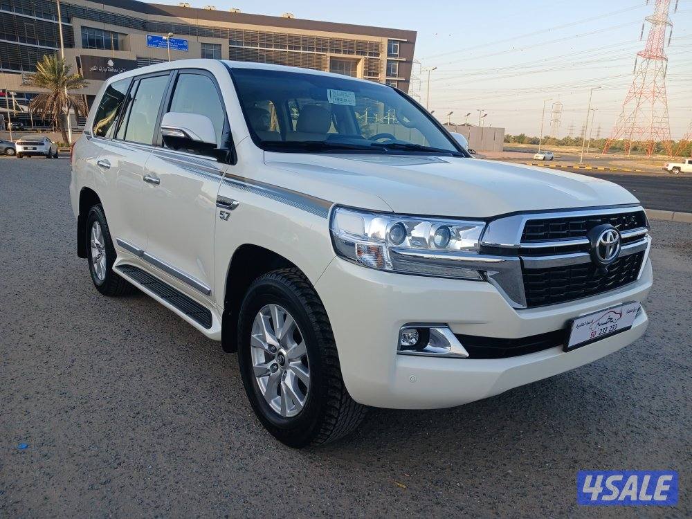 لاند كروزر VXR موديل 20211