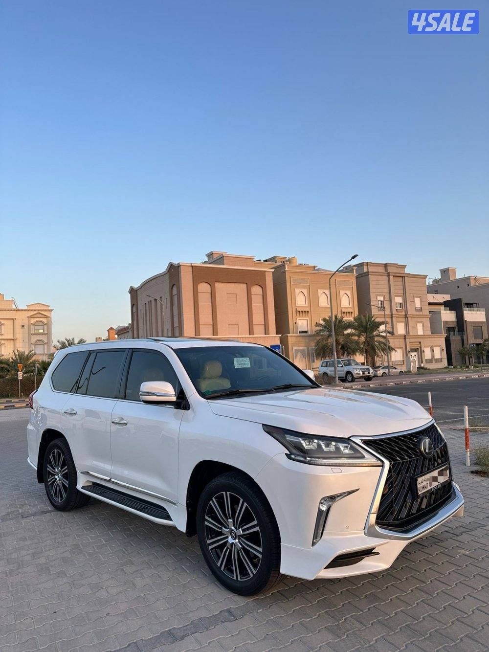 لكزس 2016 الدرجه الاولى0