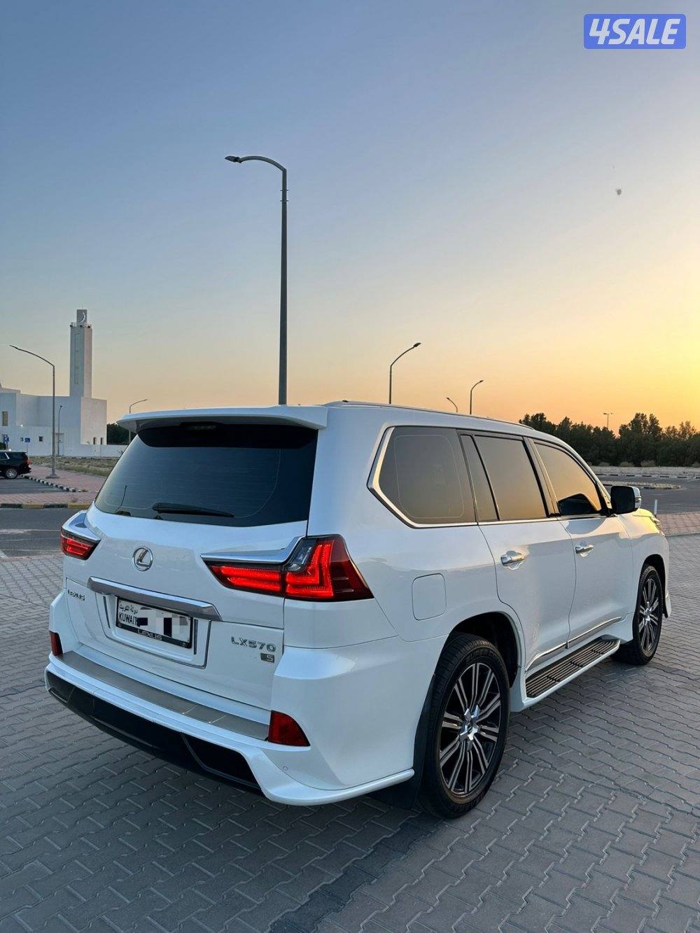 لكزس 2016 الدرجه الاولى3