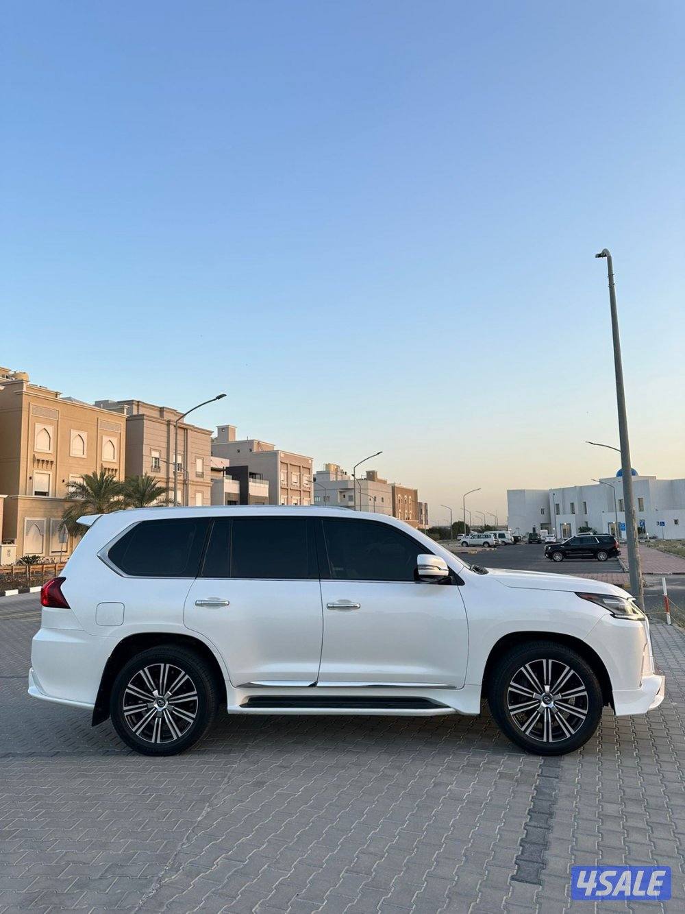 لكزس 2016 الدرجه الاولى6