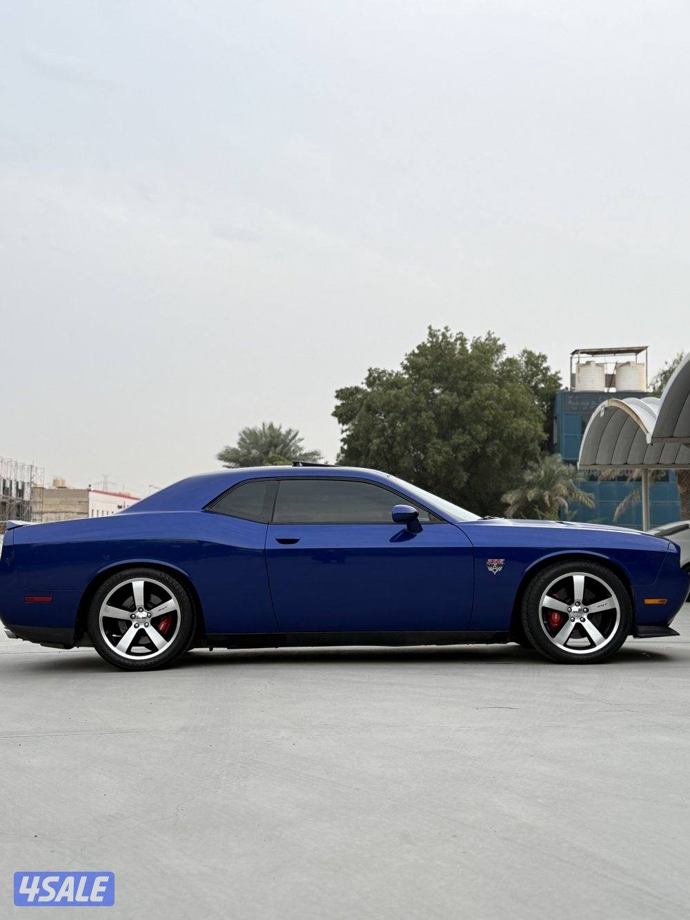 للبيع شالنجر ستروكر4